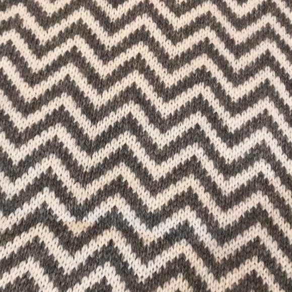 J. Crew white & gray chevron wool infinity scarf - Picture 2 of 4